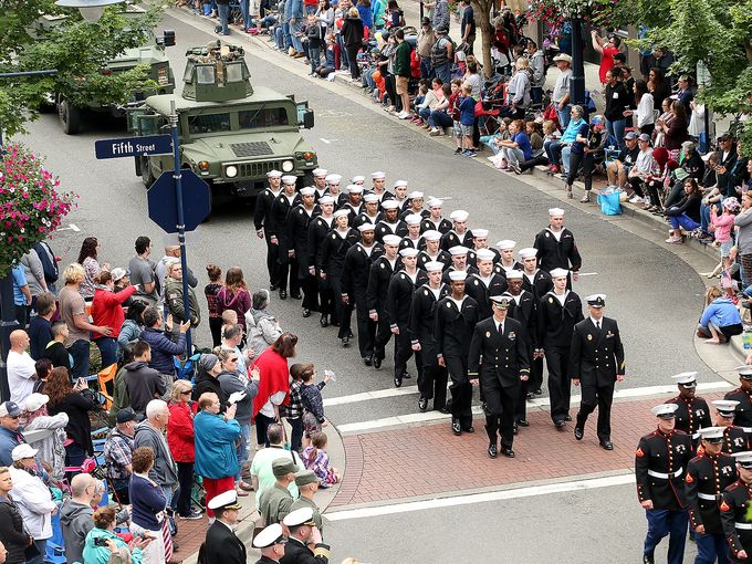 워싱턴 도심에서 펼쳐진 미국 국군의날 기념 행진 /Armed Forces Day Parade 2018