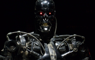 Terminator_Exhibition_T-800_-_Menacing_looking_shoot