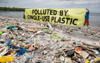 plastic1