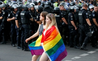 2019-06-23T065020Z_1652030786_RC1832BC9000_RTRMADP_3_GAY-PRIDE-UKRAINE-1024x721